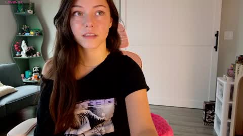 Snapshot of lilbbyily1 chatting on June 26, 2026, 5:28 pm Libby online show from June 26, 2026, 5:28 pm