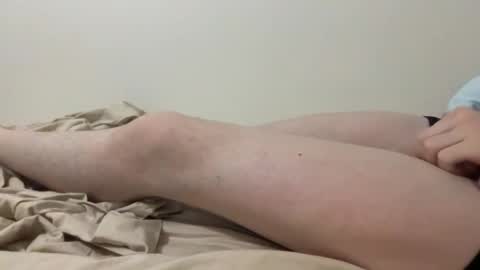 lilbenny05 online show from February 4, 2025, 12:33 pm