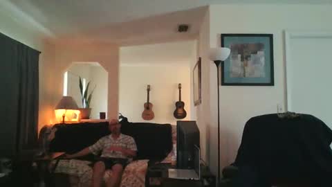 lildicksissy online show from April 8, 2026, 10:10 pm
