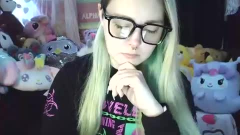 emily ryanson online show from February 3, 2025, 8:13 pm