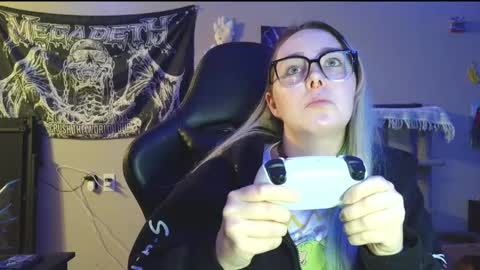 emily ryanson online show from April 21, 2026, 1:42 am