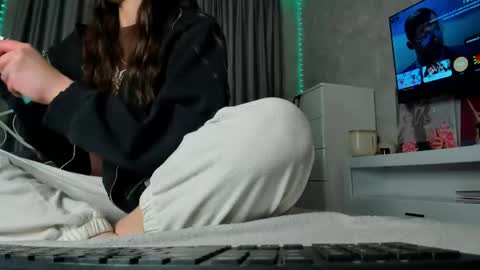 lilflexxy online show from April 11, 2026, 7:29 pm