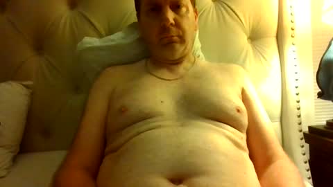 lilfuzzytaco online show from June 19, 2026, 2:38 am
