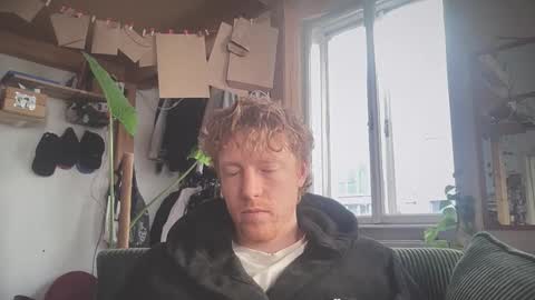 lilginge1 online show from January 7, 2026, 11:34 am