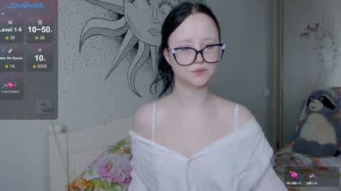 Nika and Lori online show from December 8, 2024, 12:19 pm