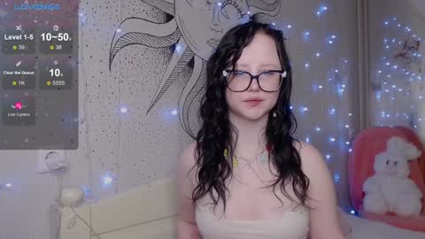 Nika and Lori online show from December 22, 2024, 3:11 pm