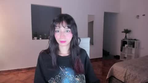 lili_cherry_ online show from June 8, 2026, 8:42 pm