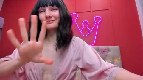 Lilli  follow me kiss online show from January 7, 2025, 8:03 am