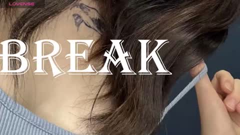 Lilli  follow me kiss online show from February 17, 2025, 5:14 am