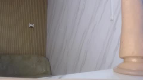 lili_mint_tf online show from March 15, 2026, 1:39 pm