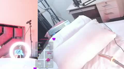 Lili online show from October 3, 2025, 10:45 am