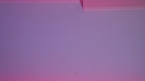 Mia online show from January 21, 2025, 3:32 pm