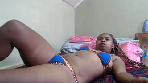 Snapshot of liliahsexie chatting on January 31, 2025, 5:09 am liliah online show from January 31, 2025, 5:09 am