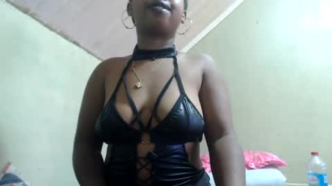 Snapshot of liliahsexie chatting on February 7, 2025, 3:45 am liliah online show from February 7, 2025, 3:45 am