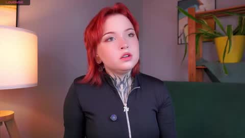 Anika online show from October 1, 2025, 1:06 pm