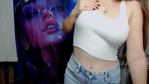 Snapshot of lilianalips chatting on October 17, 2025, 9:34 am Liliana online show from October 17, 2025, 9:34 am