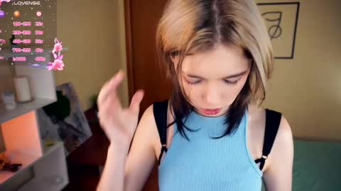 Lilian online show from March 7, 2025, 7:08 am