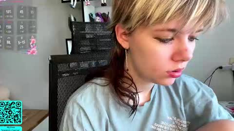 Lilian online show from March 28, 2026, 7:08 am