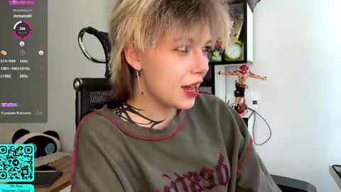 Lilian online show from April 22, 2026, 7:33 am