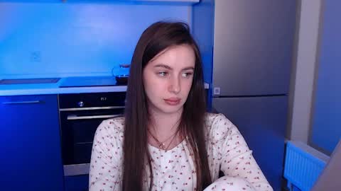 Snapshot of liliatlu chatting on April 28, 2026, 2:27 am Lilu online show from April 28, 2026, 2:27 am