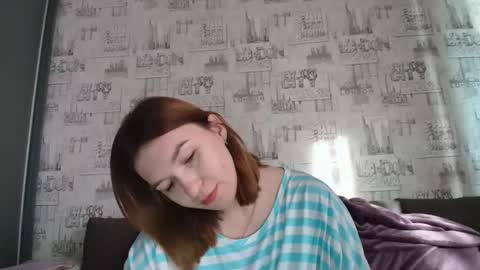 liliawoolf online show from September 24, 2025, 5:44 am