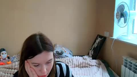 liliawoolf online show from October 7, 2025, 10:34 am