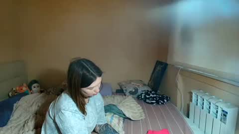 liliawoolf online show from October 8, 2025, 4:54 am