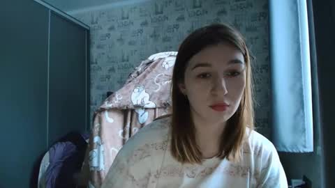 liliawoolf online show from February 5, 2026, 11:48 am