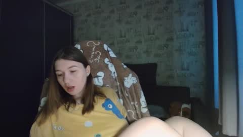 liliawoolf online show from March 19, 2026, 5:55 am