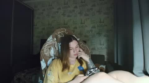 liliawoolf online show from April 4, 2026, 6:49 pm