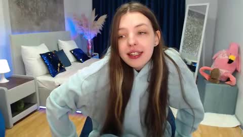 Lili Bakery online show from February 6, 2025, 11:26 pm