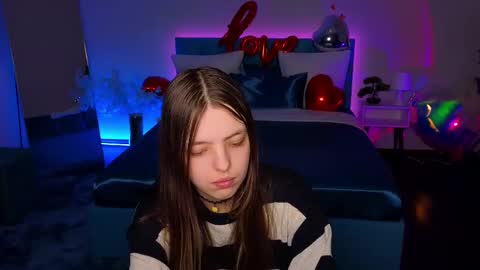 Lili Bakery online show from February 22, 2025, 7:34 am