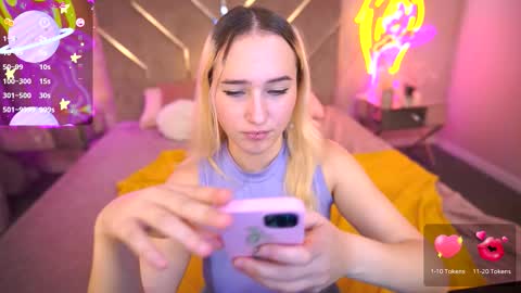 lilielfie online show from November 7, 2025, 1:55 pm