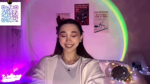 Lina online show from April 10, 2026, 10:36 pm