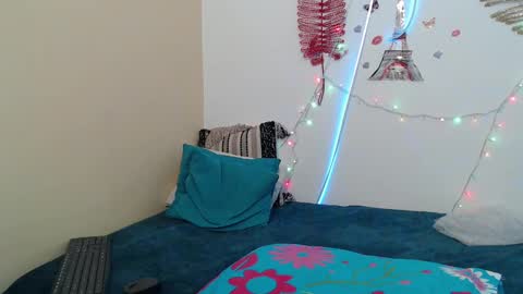 liliimilf online show from February 11, 2025, 9:42 am