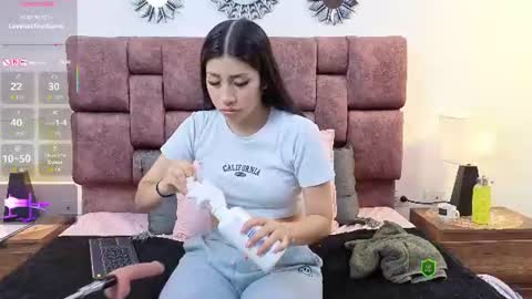 Snapshot of liliopal chatting on July 16, 2026, 12:11 pm Lilia online show from July 16, 2026, 12:11 pm