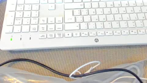 Lili  online show from April 17, 2026, 12:46 am