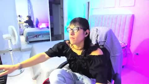 Snapshot of lilith_ayanami chatting on August 3, 2026, 12:10 pm lilith online show from August 3, 2026, 12:10 pm