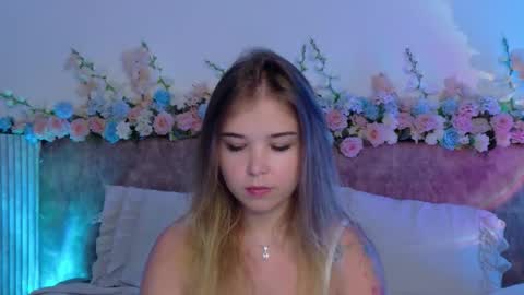 Snapshot of lilith_bonheur chatting on March 18, 2026, 8:12 pm Lilith Bonheur online show from March 18, 2026, 8:12 pm