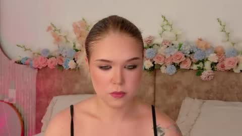 Snapshot of lilith_bonheur chatting on May 4, 2026, 1:12 am Lilith Bonheur online show from May 4, 2026, 1:12 am