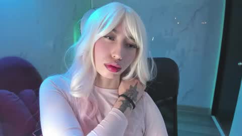 lilith cooper20 online show from November 21, 2025, 10:41 pm