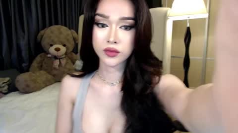 QUEEN LILITH BORBON online show from March 3, 2025, 5:31 am