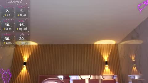 Lilith  online show from September 19, 2025, 3:52 am