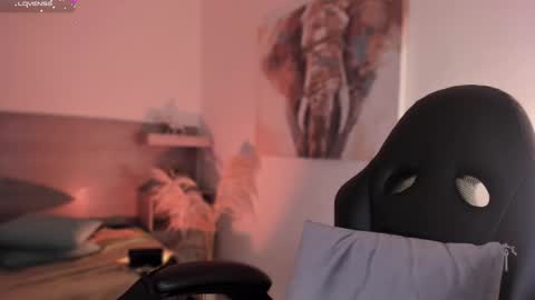 lilith_sage_ online show from February 28, 2025, 11:47 am