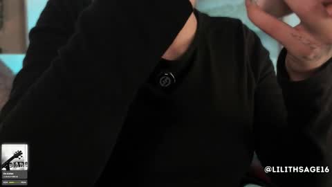 lilith_sage_ online show from November 27, 2025, 11:56 am