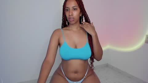 Alejandra  online show from December 20, 2024, 12:27 pm