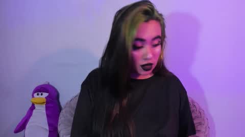 Lilith online show from November 23, 2025, 4:23 am