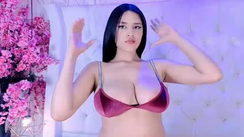 Snapshot of lilithadams11 chatting on November 26, 2025, 9:43 am online show from November 26, 2025, 9:43 am