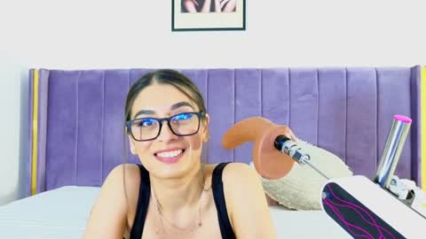 Lily online show from January 13, 2025, 2:11 pm