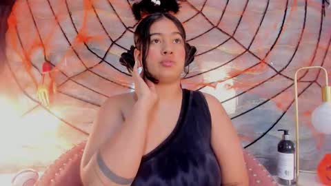 lilithcb_ online show from October 18, 2025, 9:59 pm